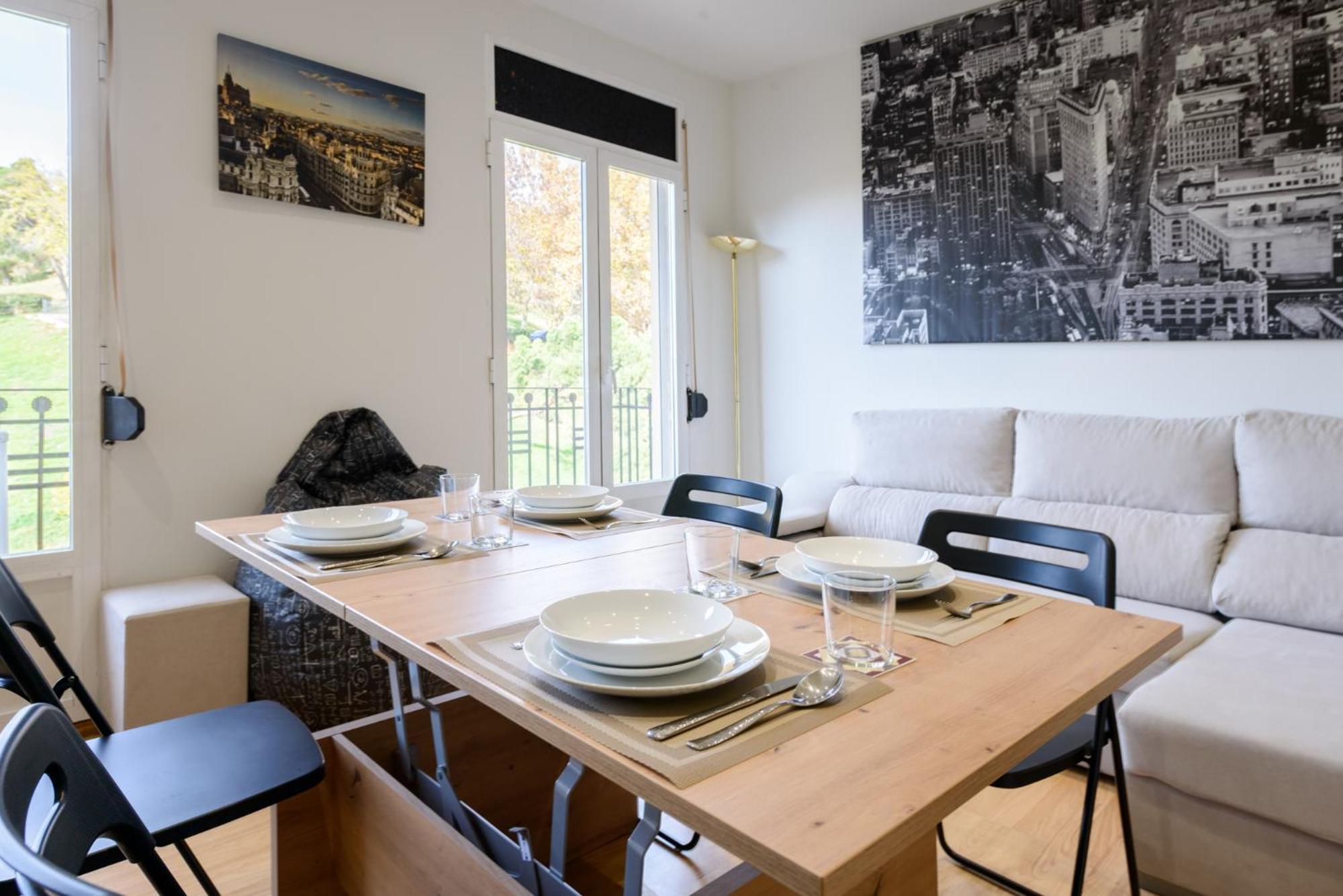 Amplio Piso En Madrid Centro Con Vistas Al Templo De Debod Apartment Ngoại thất bức ảnh