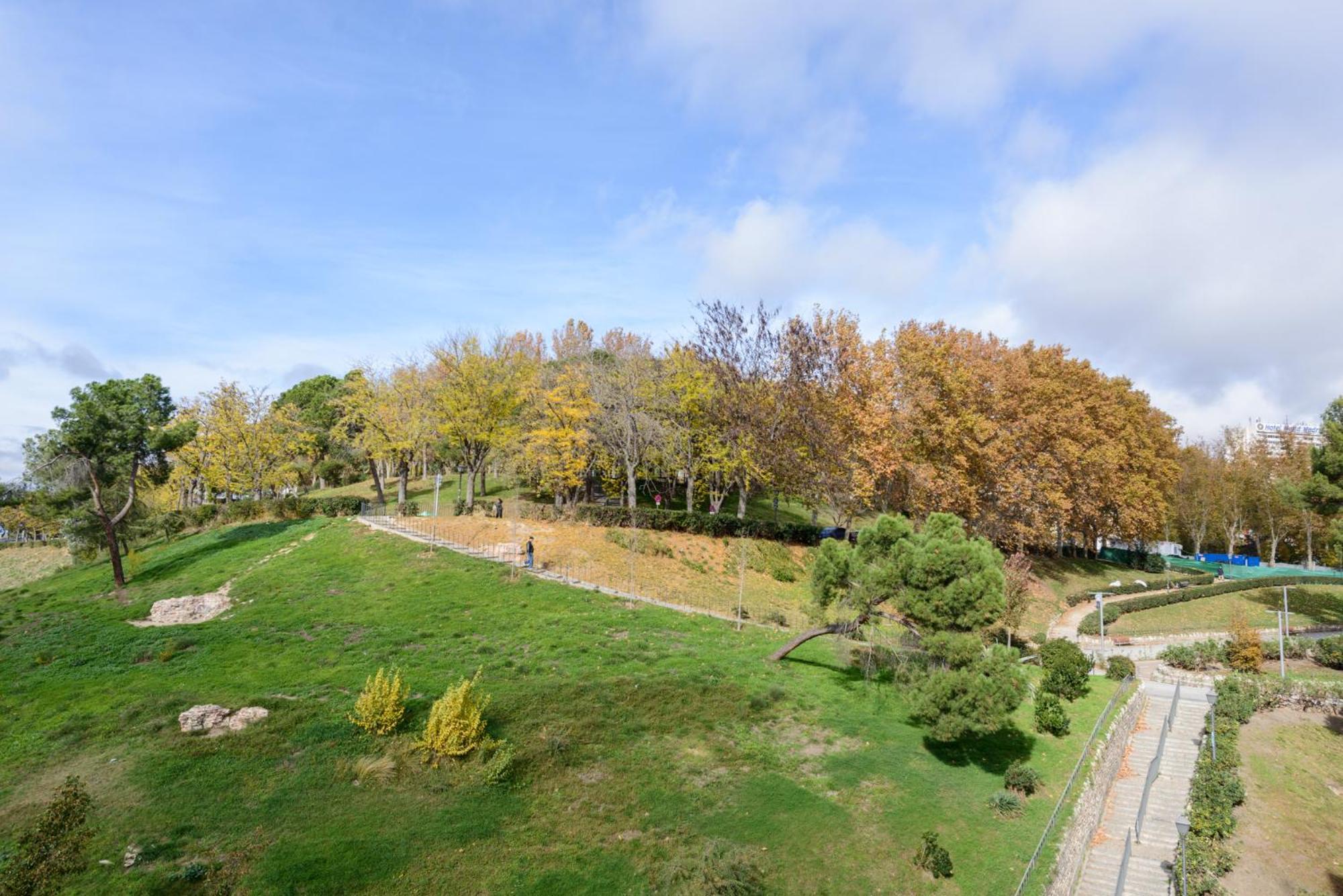 Amplio Piso En Madrid Centro Con Vistas Al Templo De Debod Apartment Ngoại thất bức ảnh