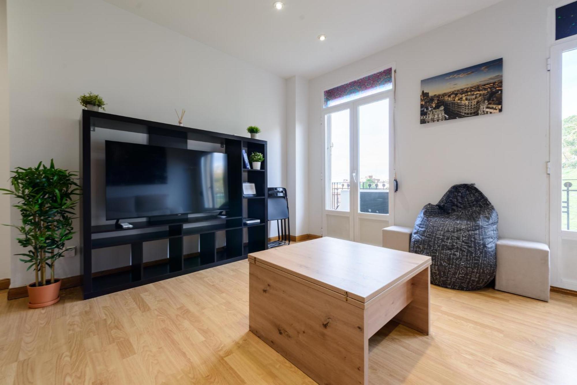 Amplio Piso En Madrid Centro Con Vistas Al Templo De Debod Apartment Ngoại thất bức ảnh