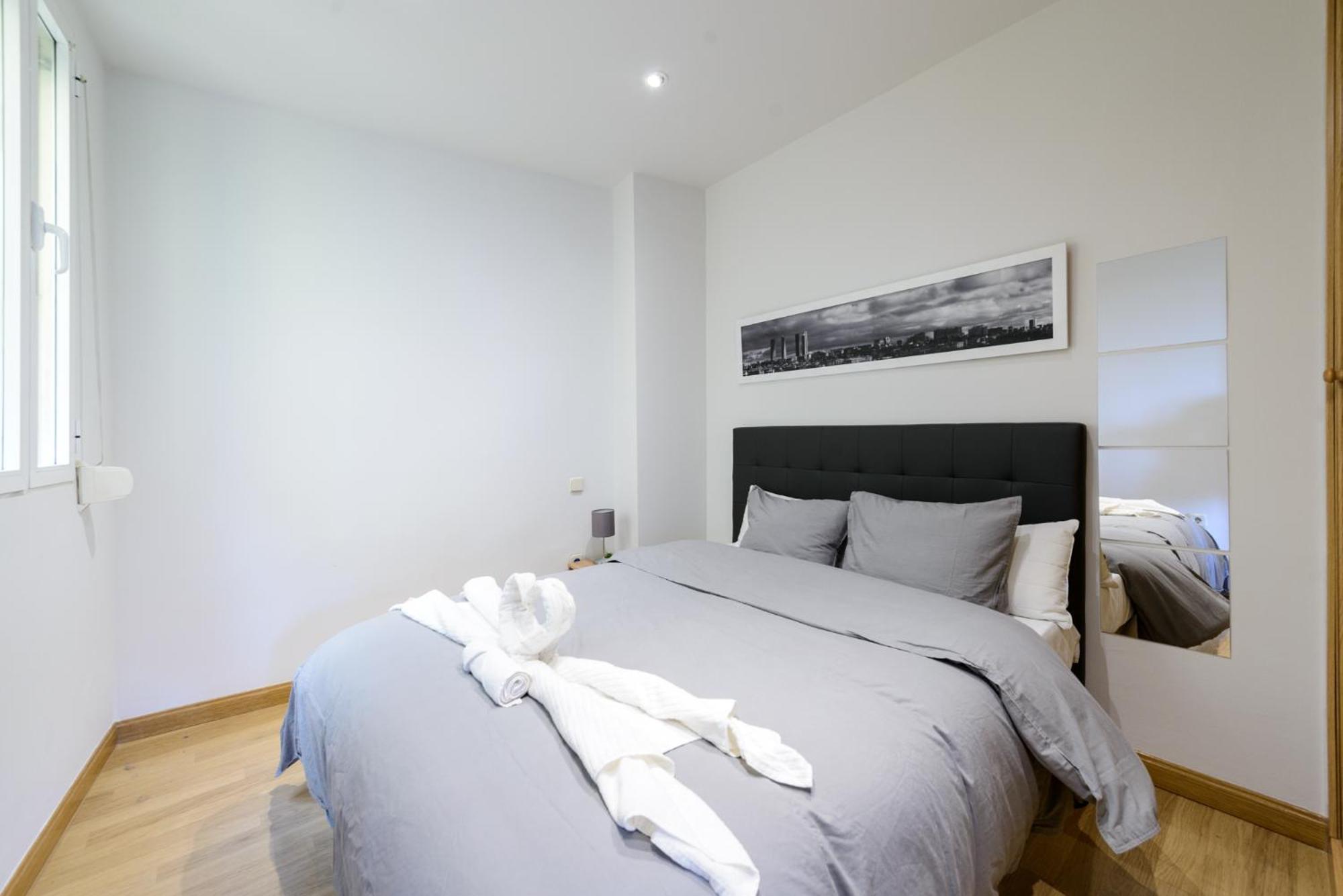 Amplio Piso En Madrid Centro Con Vistas Al Templo De Debod Apartment Ngoại thất bức ảnh